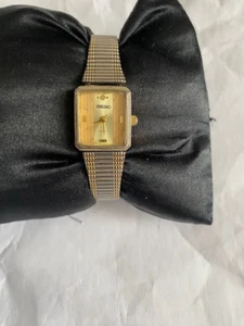 Seiko Womens Vintage 50 MT WR Gold Plated Bracelet Watch 172859 - Picture 1 of 12