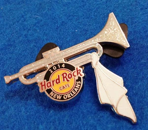 NUEVA ORLEANS SATCHMO FEST TROMPETA LOUIS ARMSTRONG BUFANDA BLANCA Hard Rock Café PIN - Imagen 1 de 1
