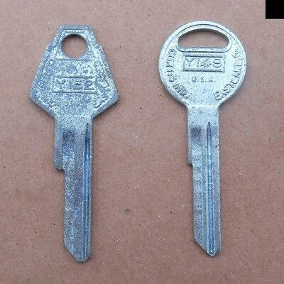 NUEVO par de llaves en blanco de repuesto para Chrysler Dodge Plymouth Mopar 1969-1989 Foto 1 de 2