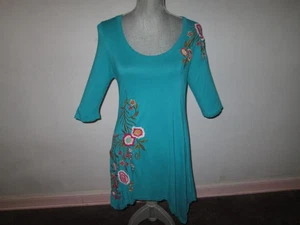 CAITE Teal Embroidered Floral Handkerchief Hem Tunic Scoop Neck Swingy Top ~ M - Picture 1 of 6