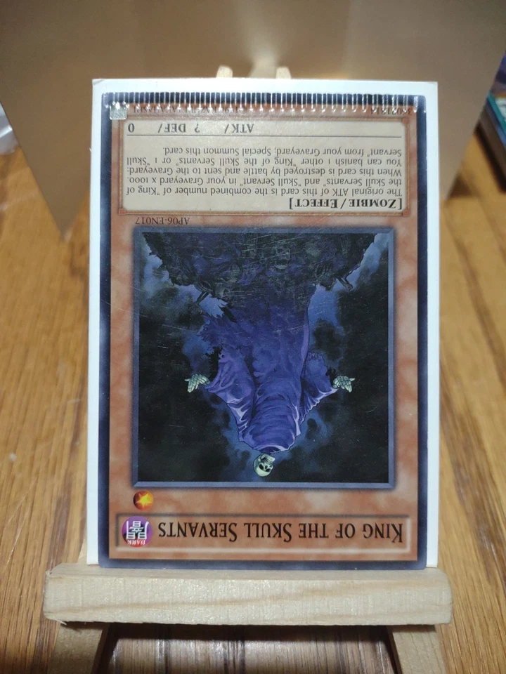 Yu-Gi-Oh Card King Of The Skull Servants Misprint Crinkle Indentation AP06-EN017 - Image 1 of 4