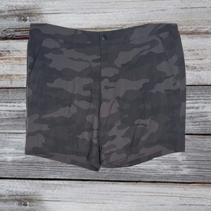George Above the Knee Synthetic Flat Front Black Camo Size 44 Security PocketNWT - Picture 1 of 6