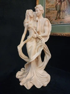 Escultura de pareja romántica vintage de la colección Vittoria en Italia - Imagen 1 de 10