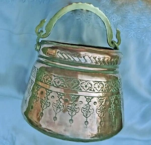 Antique Small 12cm Hand Tooled / Made Arts & Crafts Copper Cauldron Home Use - Picture 1 of 5