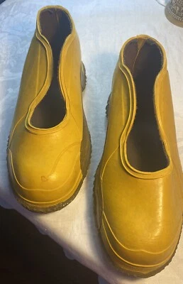 Servus Men's Size Large (11-13) Rubber Deep Heel Yellow Overshoes - Image 1 of 4