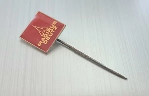 Magirus Deutz Anstecknadel rot glasiert -Maße 15x15mm - Picture 1 of 1