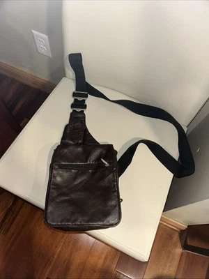 Travelon Anti-Theft Slim Crossbody Bag Brown Leather Travel Bag Cruise Vacation - Image 1 of 4