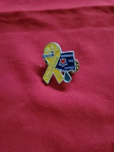 Vintage OKC Oklahoma City Bombenanschlag Remember the Victims 1 Jahr Jubiläum Pin - Bild 1 von 2