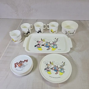 Vintage 1995 Looney Tunes Kunststoff Teeservice 14-teilig Warner Bros. Chilton Globus - Bild 1 von 14