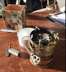 Estufa Mochilero Camping Gas Vintage Svea 123 con Caja Original - Imagen 1 de 10