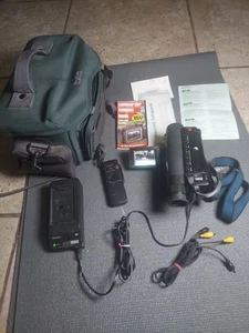 Sony Handycam Video 8 CCD-TRV211 Camcorder with accessories. Battery required. - Picture 1 of 24
