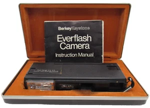 410 Berkey Keystone Pocket Everflash fotocamera f5.6 flash elettronico con custodia vintage - Foto 1 di 5