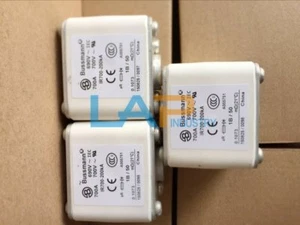 QTY:1 NEW For BUSSMANN 170M4569 Fuse Holder #ZY - Picture 1 of 1