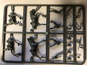 BRITISH HOUSEHOLD BRIGADE CAVALRY SPRUE - WARLORD - BLACK POWDER - Picture 1 of 1