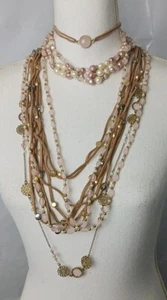 Lot Of 5 Necklaces Boho Suede Pink Faux Pearl Bead Gold Tone Layer Chain Choker - Bild 1 von 19