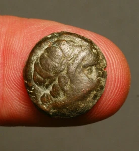 Z-788b SELEUKID Antiochos II Theos, 266-246 aC.  Busto AE Apolo / Apolo sentado - Imagen 1 de 2