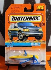 1999 MATCHBOX OCEAN ** SKI BOAT ** #41 1:64 SERIES 9 - Picture 1 of 1