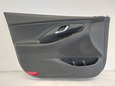 Hyundai i30 PD Mild Hybrid pannello porta anteriore sinistro rivestimento interno porta  - Immagine 1 di 4