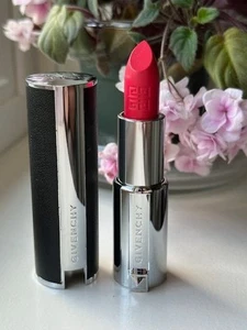 Lápiz labial mate intenso Givenchy Le Rouge # 303 CORAIL DECOLLETE ~ Sin caja - Imagen 1 de 1