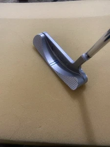 Argolf Lancelot putter 34.5” Left Handed Excellent Condition. Super Stroke Claw - Picture 1 of 8