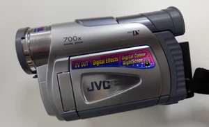 JVC GR-D20EK Digital Video Camera Camcorder – Untested, With Battery & Case - Picture 1 of 11