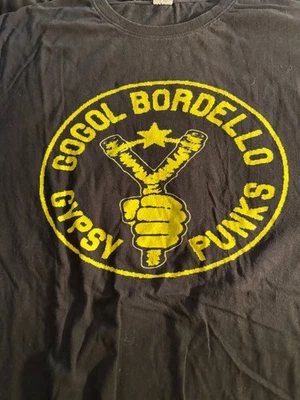 Camiseta Gogo Bordello Gypsy Punks honda arte Madonna 2X oro sobre negro DE COLECCIÓN Foto 1 de 2