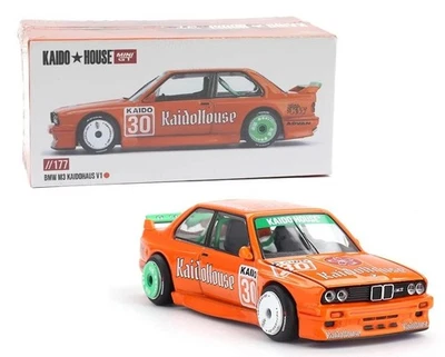 Kaido House x Mini GT 1:64 BMW M3 KAIDOHAUS V1 laranja fundido modelo KHMG177-3G - Imagem 1 de 4
