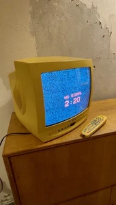 Rare Yellow Bush CRT Retro Gaming TV Monitor Scart - Picture 1 of 6