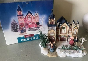 Vintage Glasfaser Porzellan Haus Kirche Karoler mit Box Weihnachtsfreuden - Bild 1 von 8