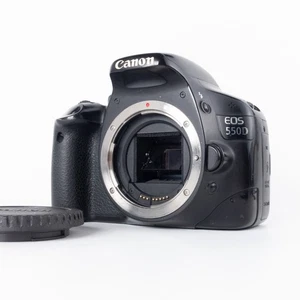 Canon EOS 550D 18MP DSLR Digital Camera body - Picture 1 of 11