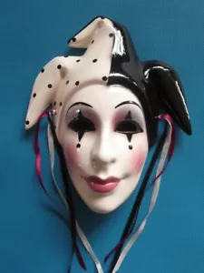 Maschera da parete in ceramica arte argilla, giullare classico di corte, da appendere al muro - Foto 1 di 4