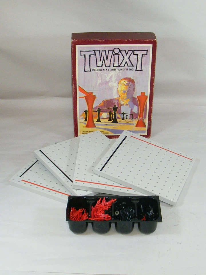 1976 TWIXT AVALON HILL BOOKSHELF BOARD GAME - Image 1 of 4