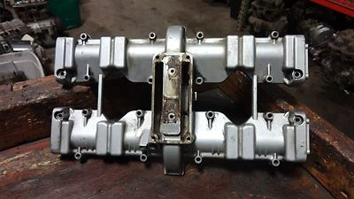 CUBIERTA VÁLVULA CULATA MOTOR 81 SUZUKI GS750 LX GS 750 SM68B Foto 1 de 4