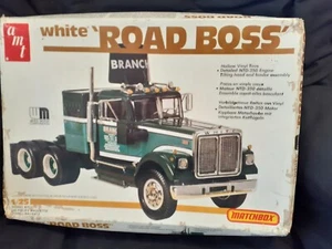 AMT WHITE "Road Boss Branch Series Truck Model #T542 Matchbox PK-6115 Vintage - Picture 1 of 11