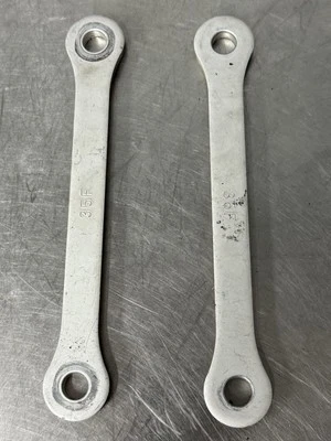 Amortiguador trasero Dogbone 2001-03 Suzuki GSXR600 62600-35870 OEM Foto 1 de 4