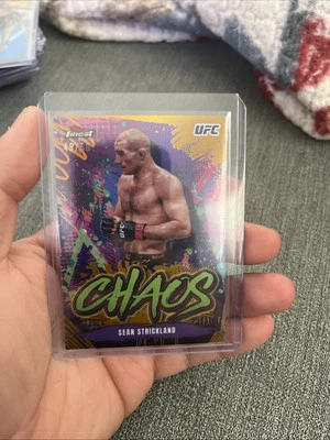 Topps Finest UFC Sean Strickland Chaos Gold 11/50 - Image 1 of 2