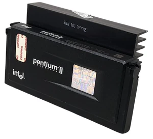 Intel Pentium II SL2HA 300MHz Socket Slot 1 CPU Price Inc VAT - Picture 1 of 3