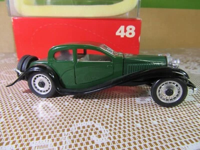 690Y Vintage Rio 48 Italy Bugatti 5000 Cc Type 50 Green 1932 + Box 1:43 - Image 1 of 4