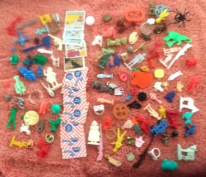 vintage cracker jack and gumball prizes over 150 pcs. - Picture 1 of 7