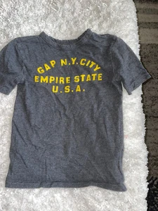 Gap Kids boys sz. 6/7 gray “ NYC Empire State” gray tee. Cute, grt quality - Picture 1 of 6
