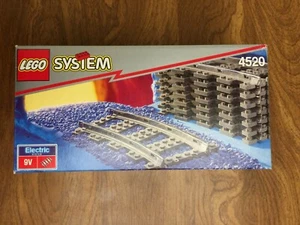 LEGO 4520 Pistas Curvas de Tren, 9V, 8 Piezas Usado con Caja - Imagen 1 de 7
