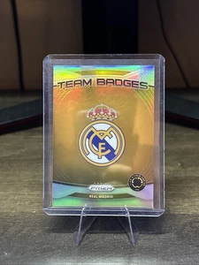 Real Madrid Mannschaftsabzeichen Silber Prizm Club WM 2025  - Bild 1 von 2