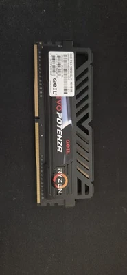 GeIL EVO POTENZA 8GB (2 x 4GB) DDR4 2400 (PC4 19200) Desktop Memory - Used - Image 1 of 2