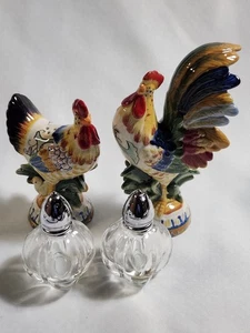 Fitz & Floyd Rare Hand Painted Ricamo Rooster & Hen Salt & Pepper Shaker Set &  - Picture 1 of 6