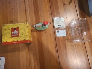 Hallmark Peanuts Gallery Snoopy On The Course Figurine, In Original Box! - Picture 1 of 5
