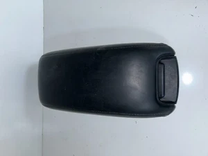 2013-2018 Dodge Journey Center Console Lid Arm Rest BLACK Leather 13-18 Middle - Picture 1 of 4