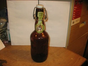 VINTAGE GROLSCH BEER BOTTLE WITH WIRED CERAMIC CAP - Picture 1 of 5