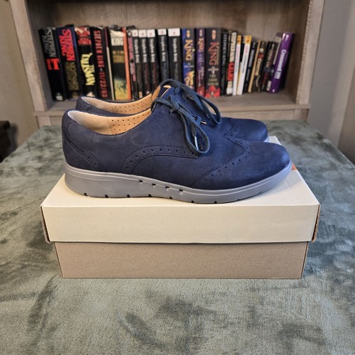 Mocassini UNstructured by CLARKS Artisan UN Hinton da donna in pelle marina taglia 9M usati in ottime condizioni