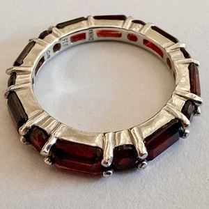 Damen Vintage 2,75g 925 Sterling Silber Ring / rote Edelsteine rundum / Ex++ / #8 - Bild 1 von 3