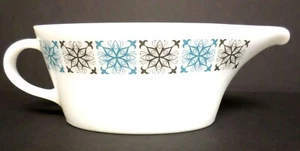 De colección, JAJ Chelsea Patrón PYREX Azul Negro Gravy Boat 10 OZ #664 Inglaterra. - Imagen 1 de 9